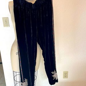 Johnny Was Velvet Sofia Joggers